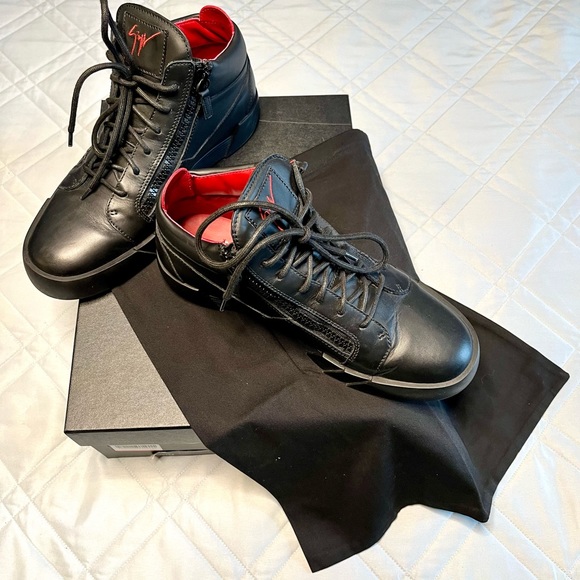 Black Giuseppe Zanotti shoes - Picture 2 of 3